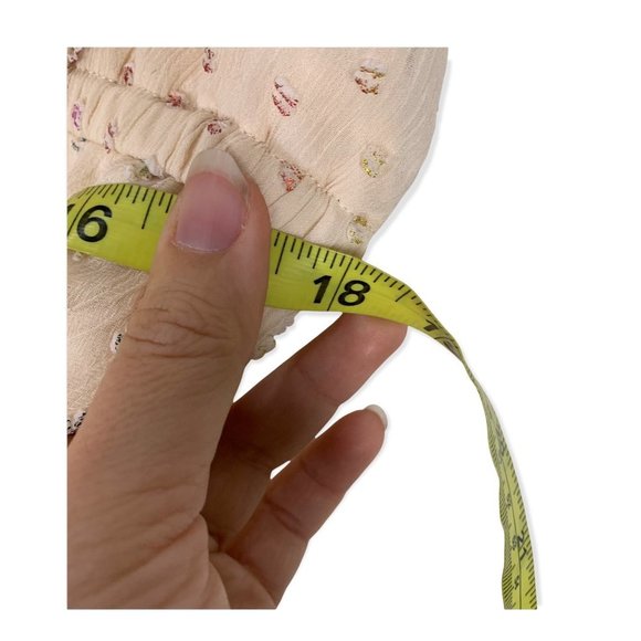 NWT Torrid Ivory Pink Flutter Sleeve Clip Dot Top Size 0 - Picture 5 of 10